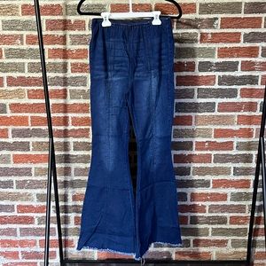 NO BOUNDARIES JEANS